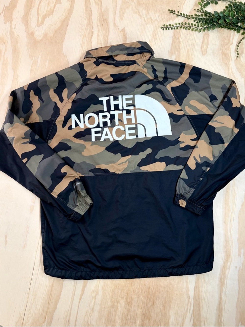 The North Face NSE Camo Windbreaker Pullover Graphic Jacket S Gorpcore